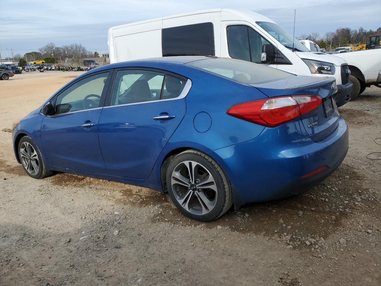 2015 Kia Forte - Image 2