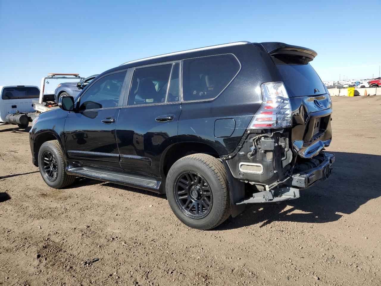2014 Lexus GX - Image 2