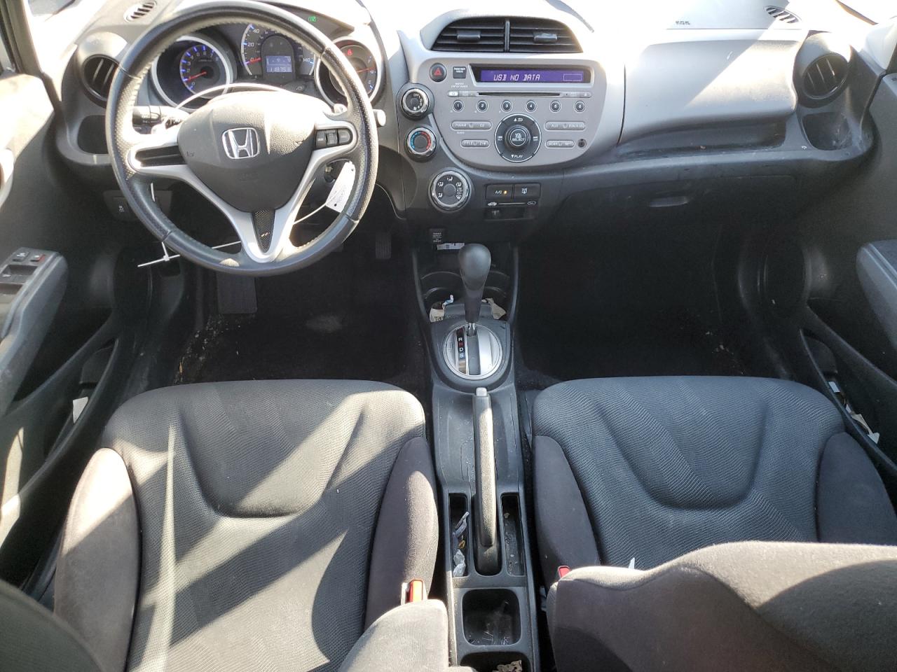 2011 Honda Fit - Image 8