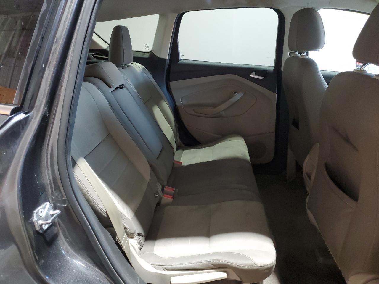 2015 Ford Escape - Image 11