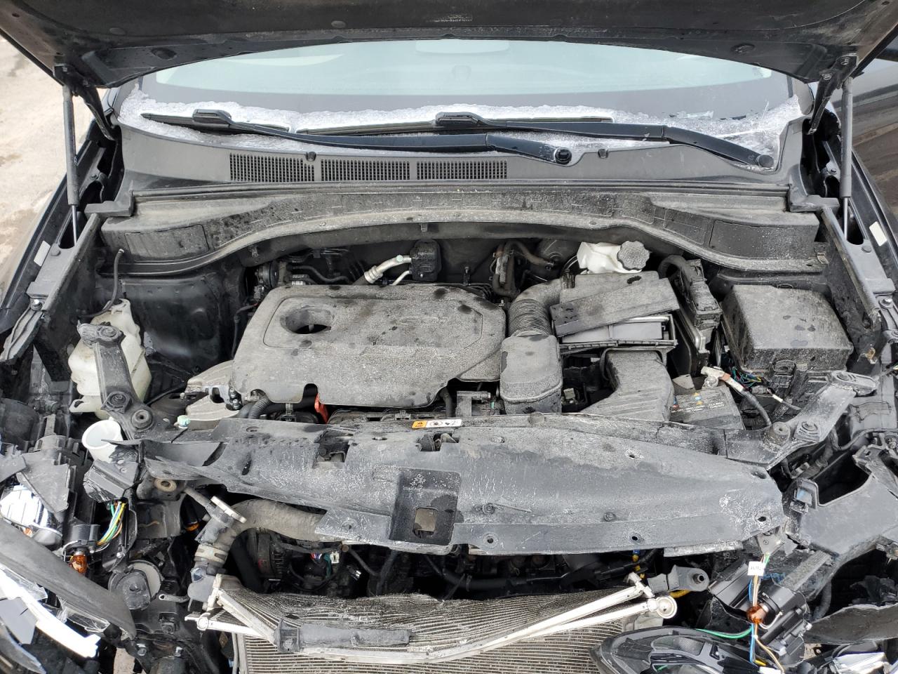 2018 Hyundai Santa Fe - Image 12