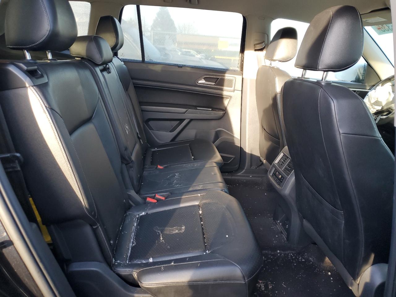 2018 Volkswagen Atlas - Image 11