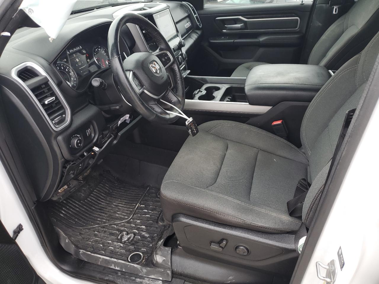 2022 RAM 1500 - Image 7