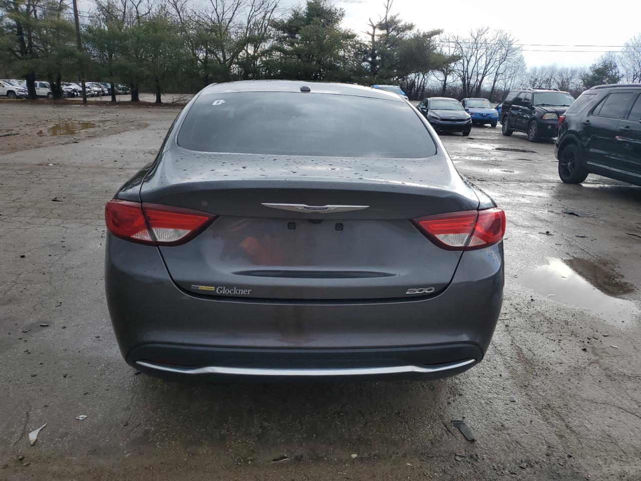 2015 Chrysler 200 - Image 6