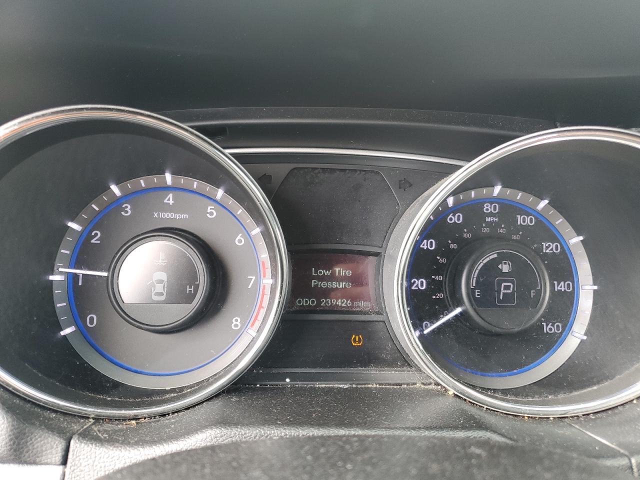 2013 Hyundai Sonata - Image 9
