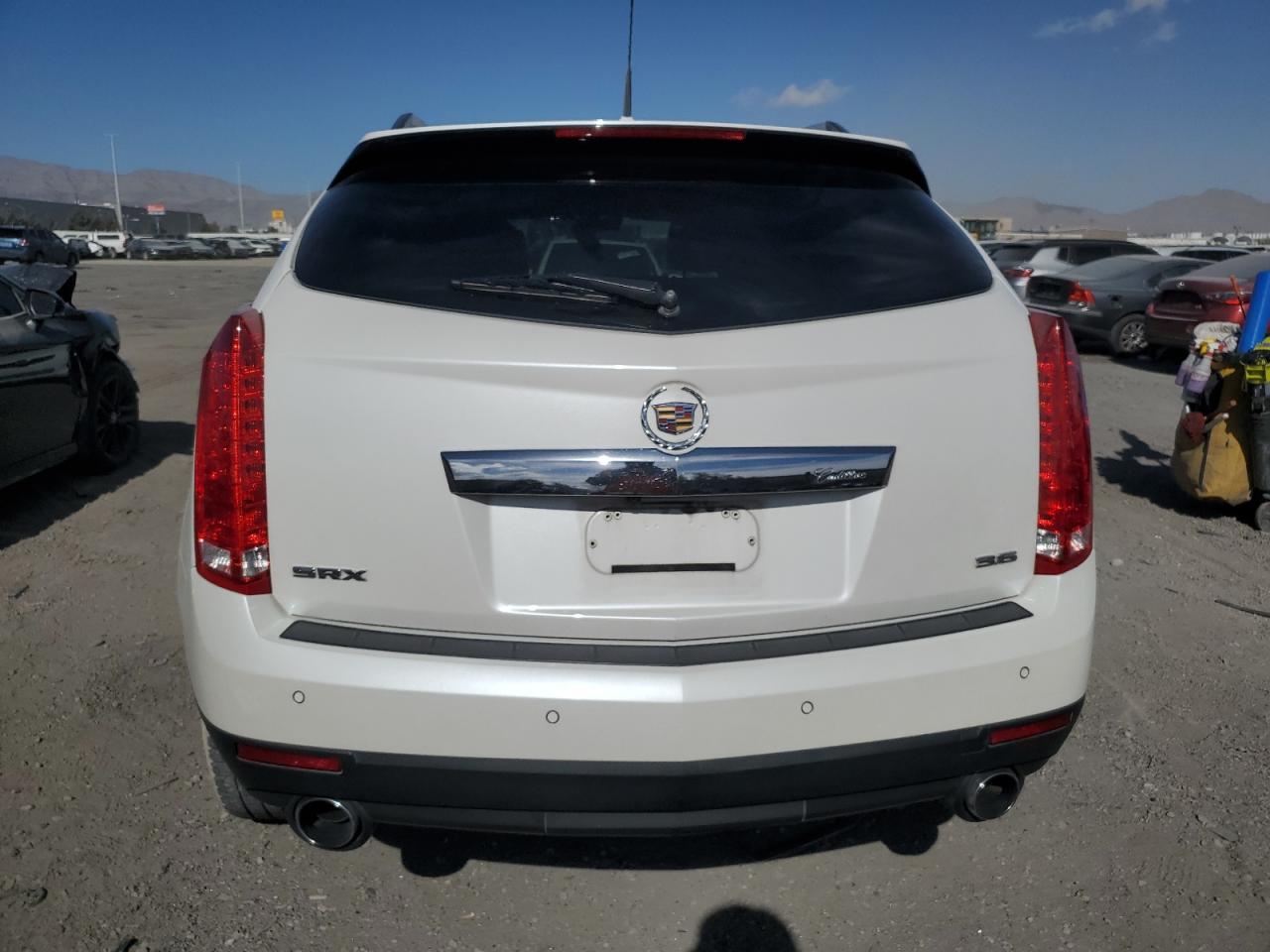 2014 Cadillac SRX - Image 6