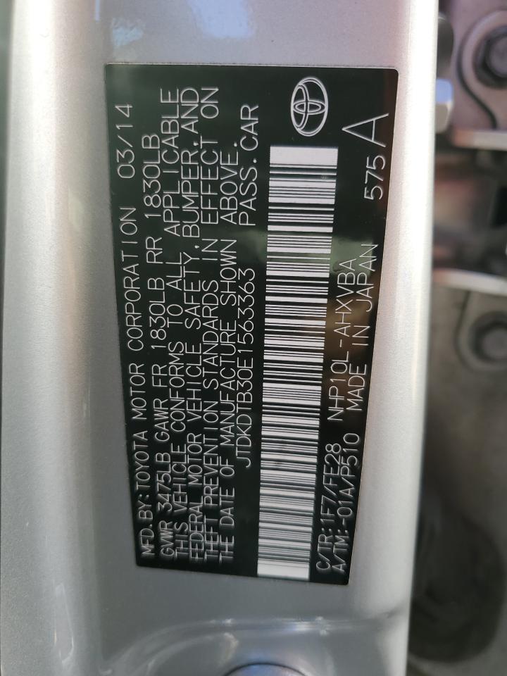 2014 Toyota Prius - Image 13