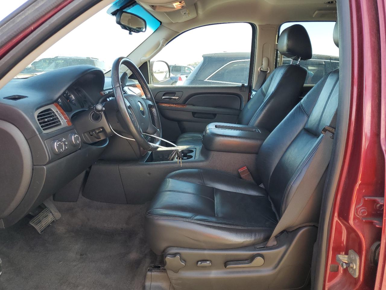 2010 Chevrolet Tahoe - Image 7