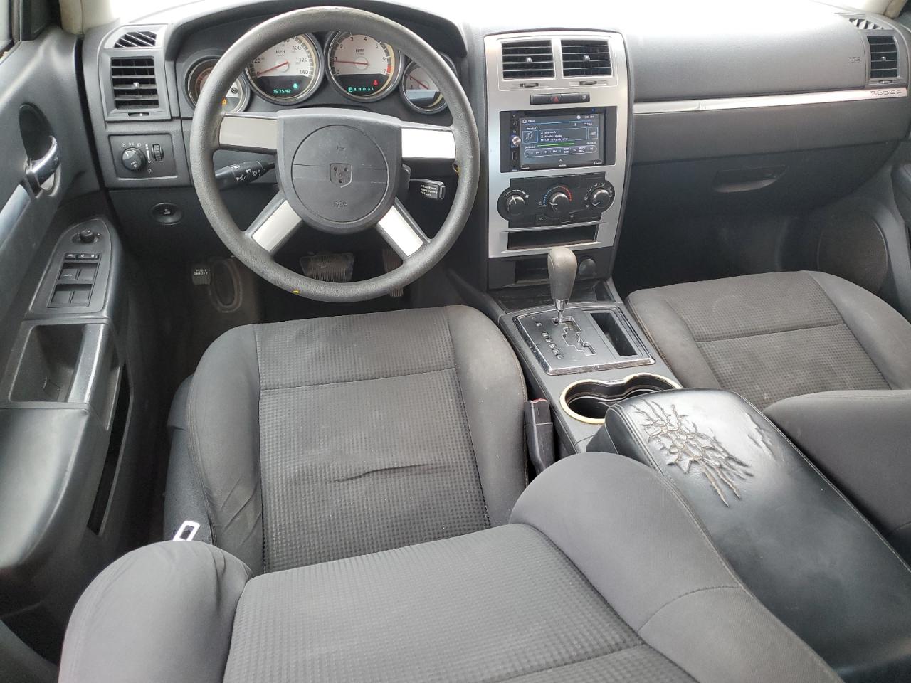 2010 Dodge Charger - Image 8