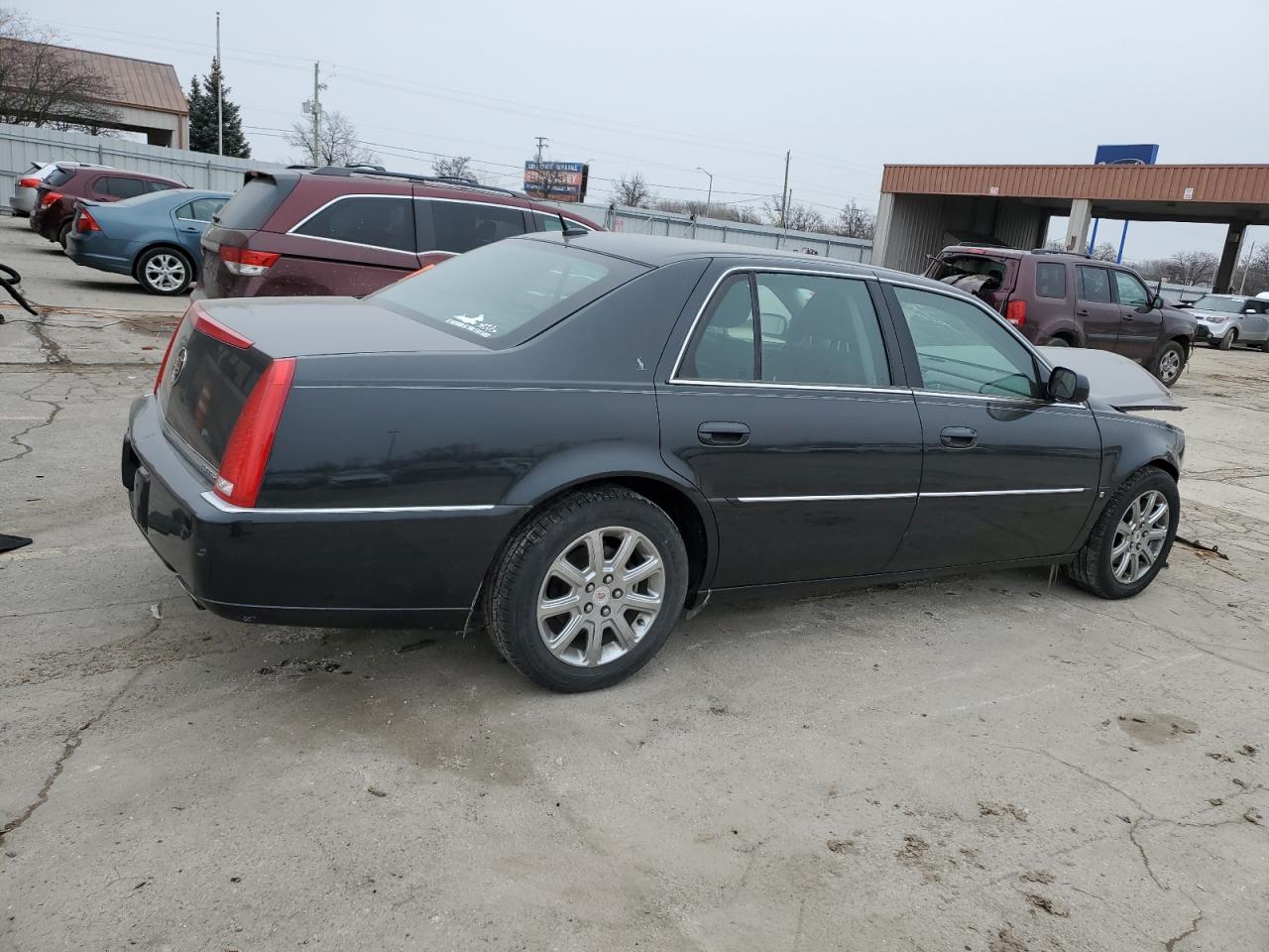2008 Cadillac DTS - Image 3
