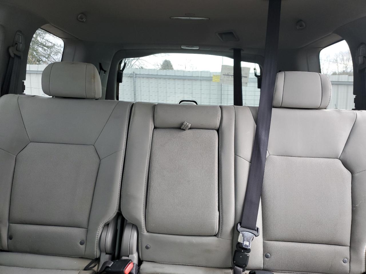 2010 Honda Pilot - Image 10