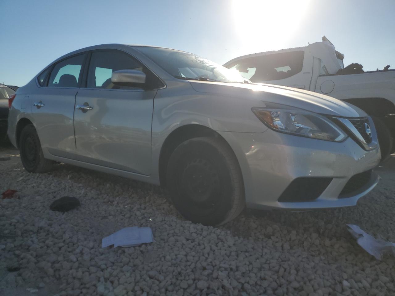 2016 Nissan Sentra - Image 4