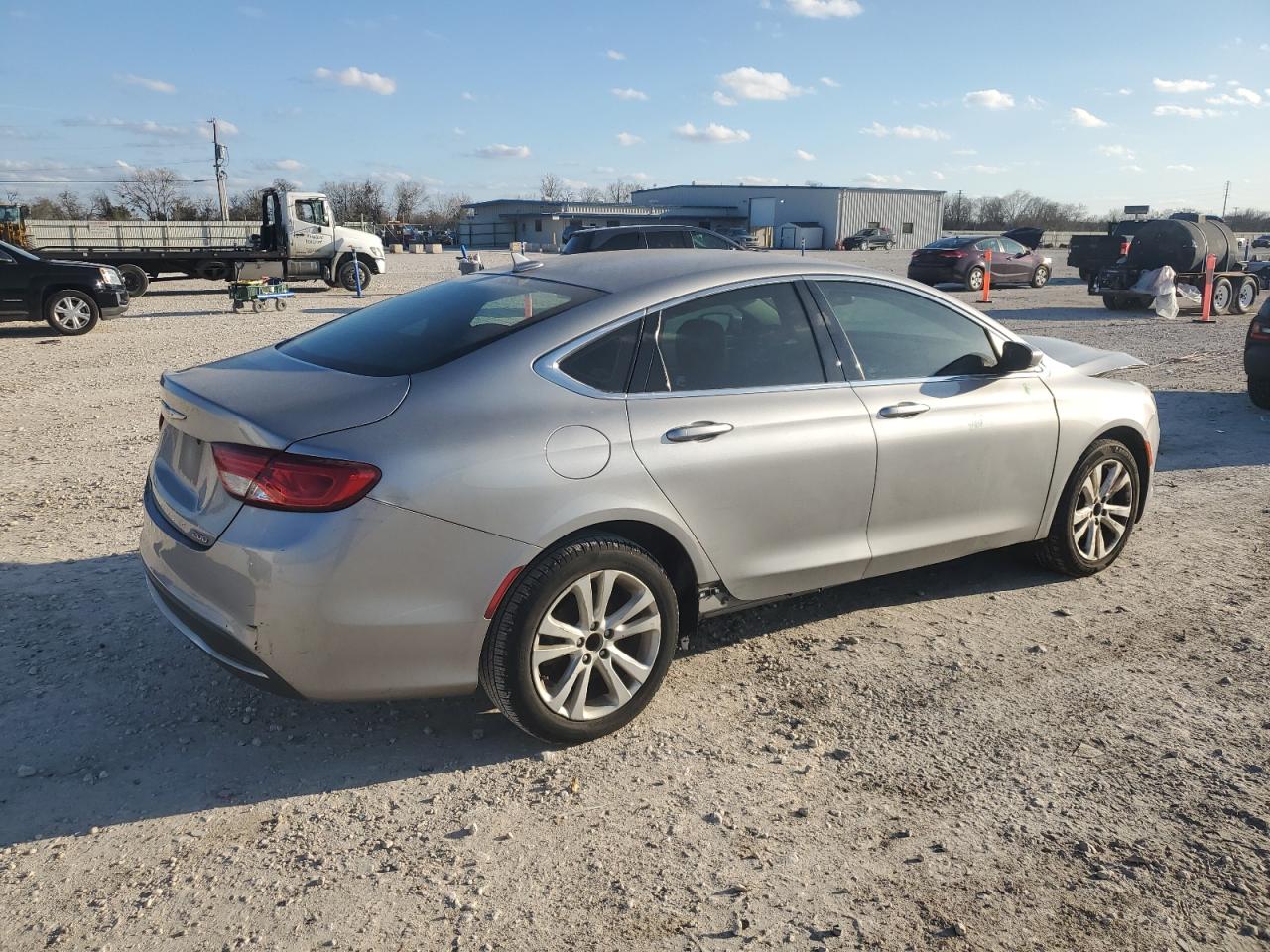 2016 Chrysler 200 - Image 3