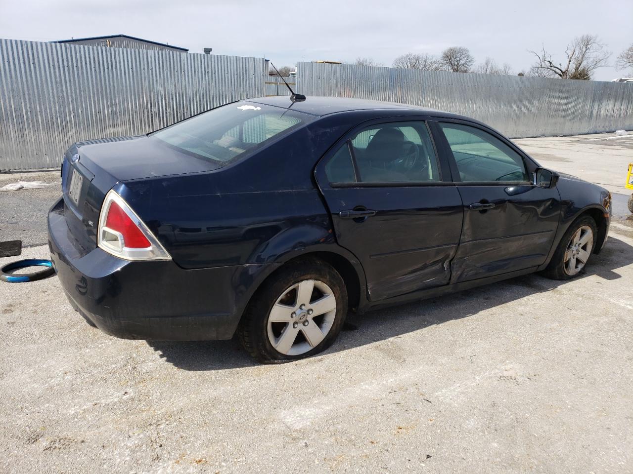 2009 Ford Fusion - Image 3