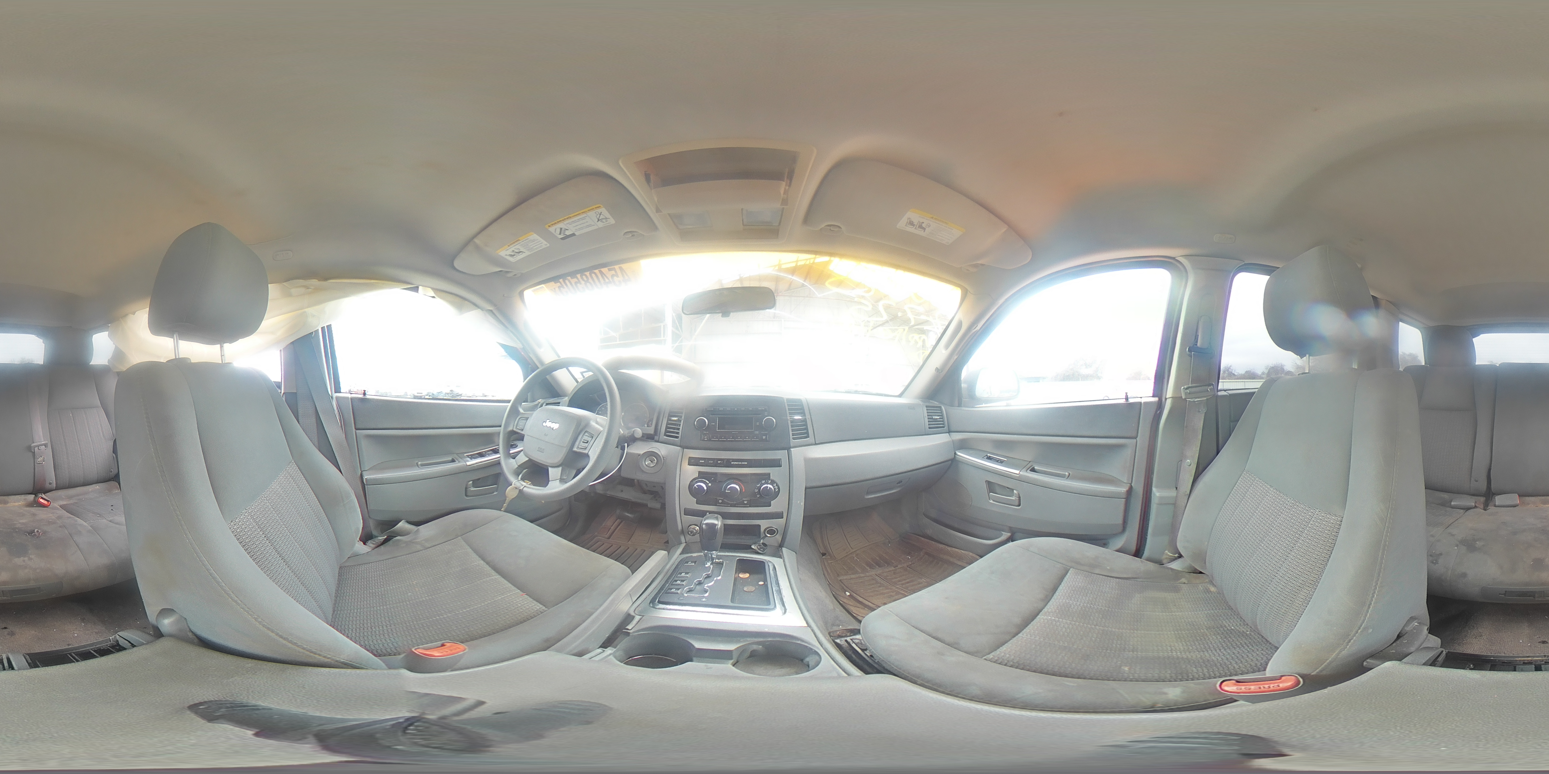 2007 Jeep Grand Cherokee - Image 13