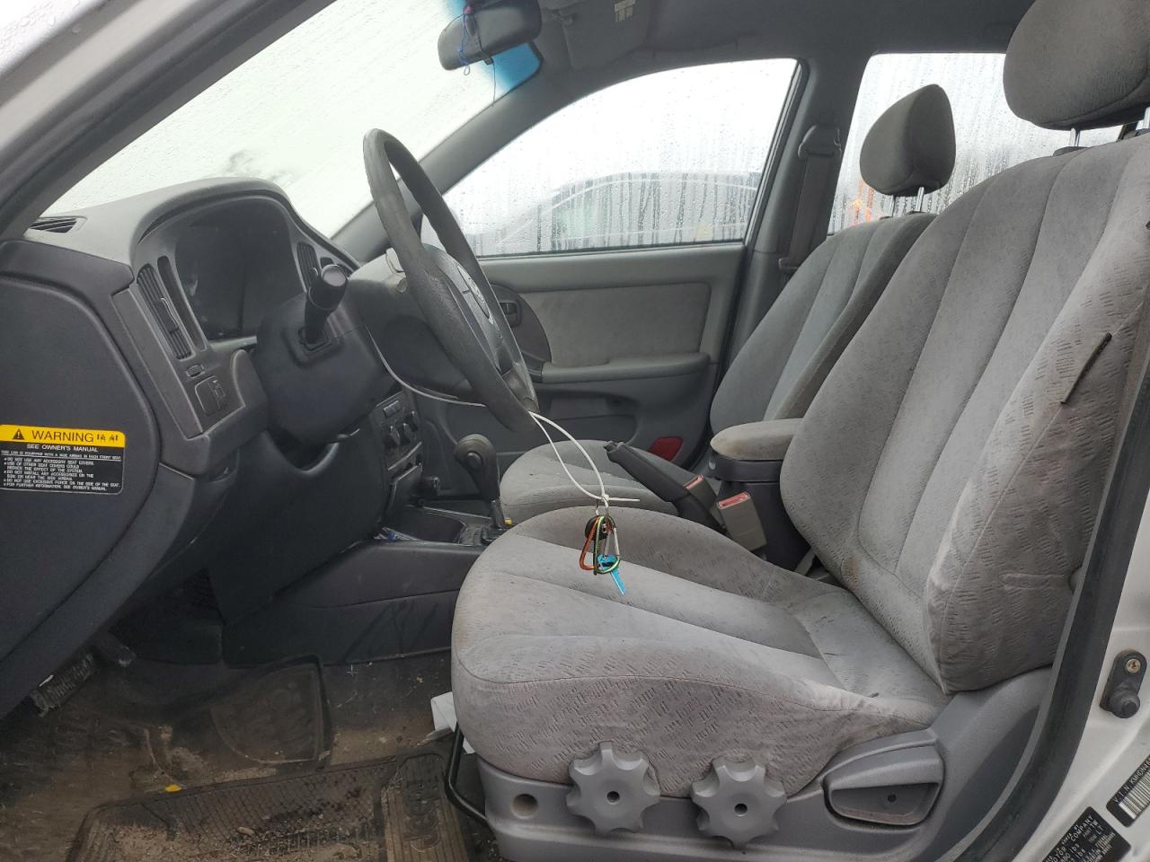 2005 Hyundai Elantra - Image 7
