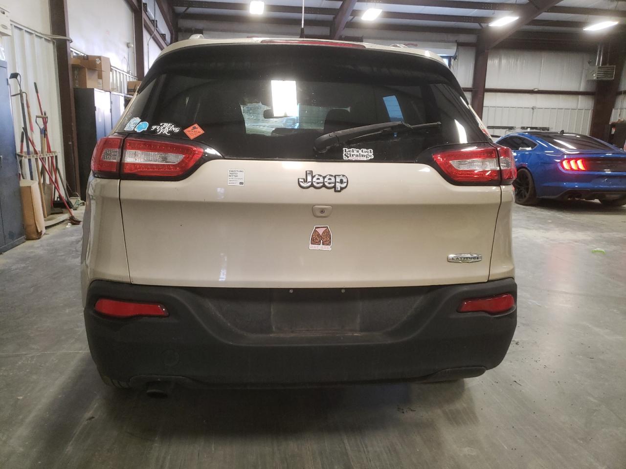 2015 Jeep Grand Cherokee - Image 6