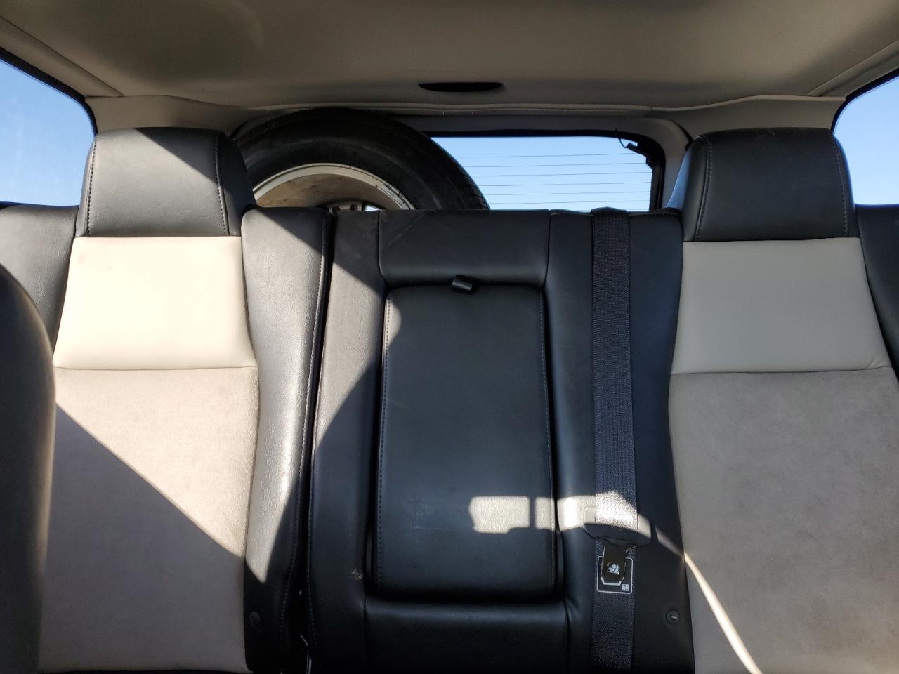 2009 Jeep Grand Cherokee - Image 10