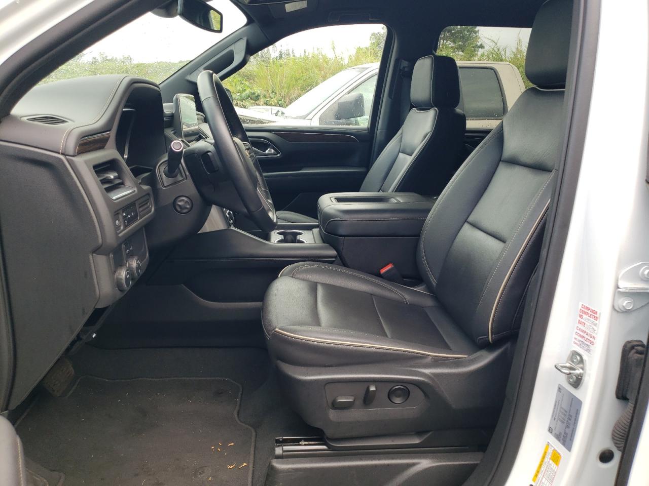 2023 Chevrolet Suburban - Image 7