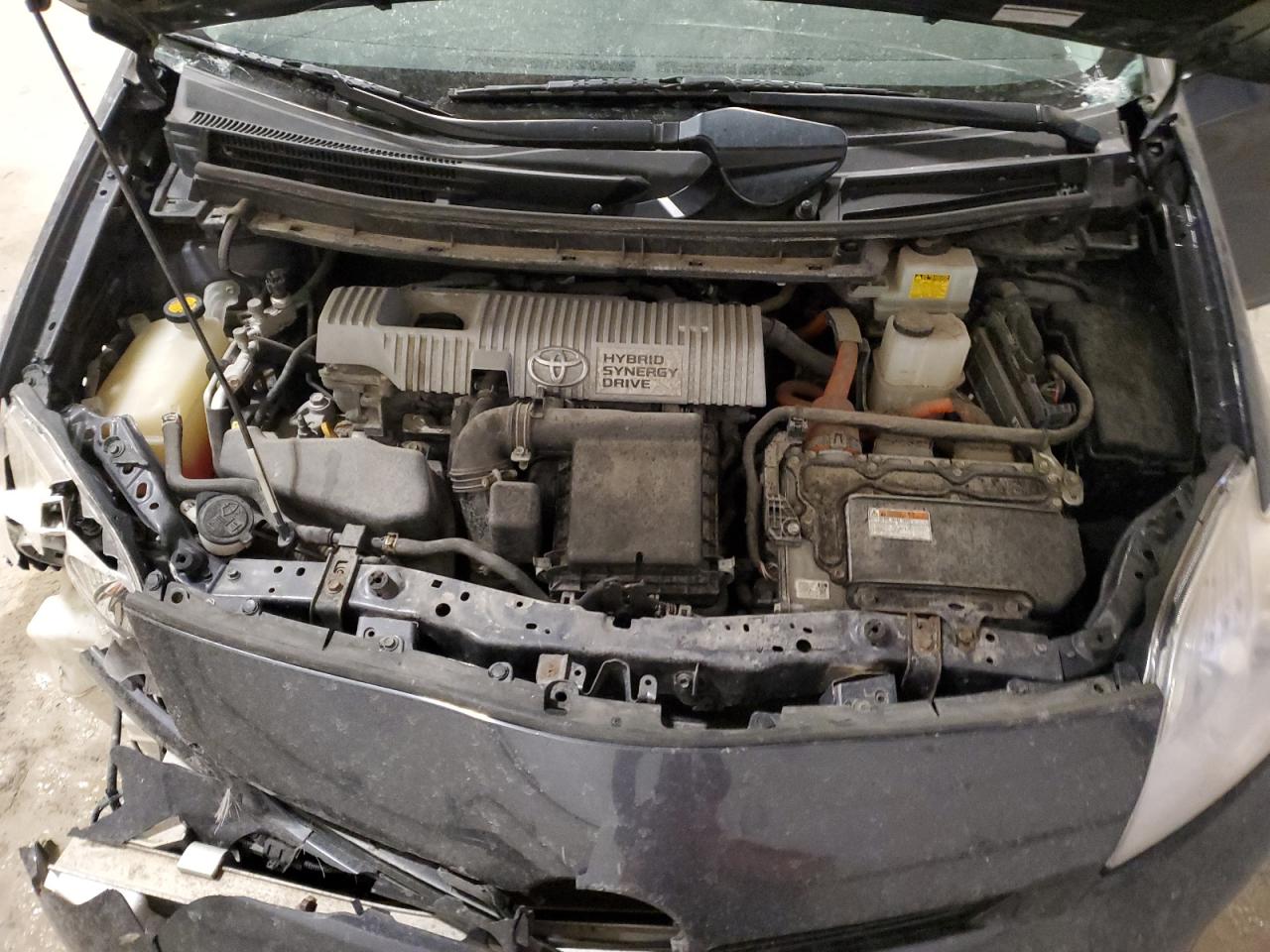 2013 Toyota Prius - Image 11