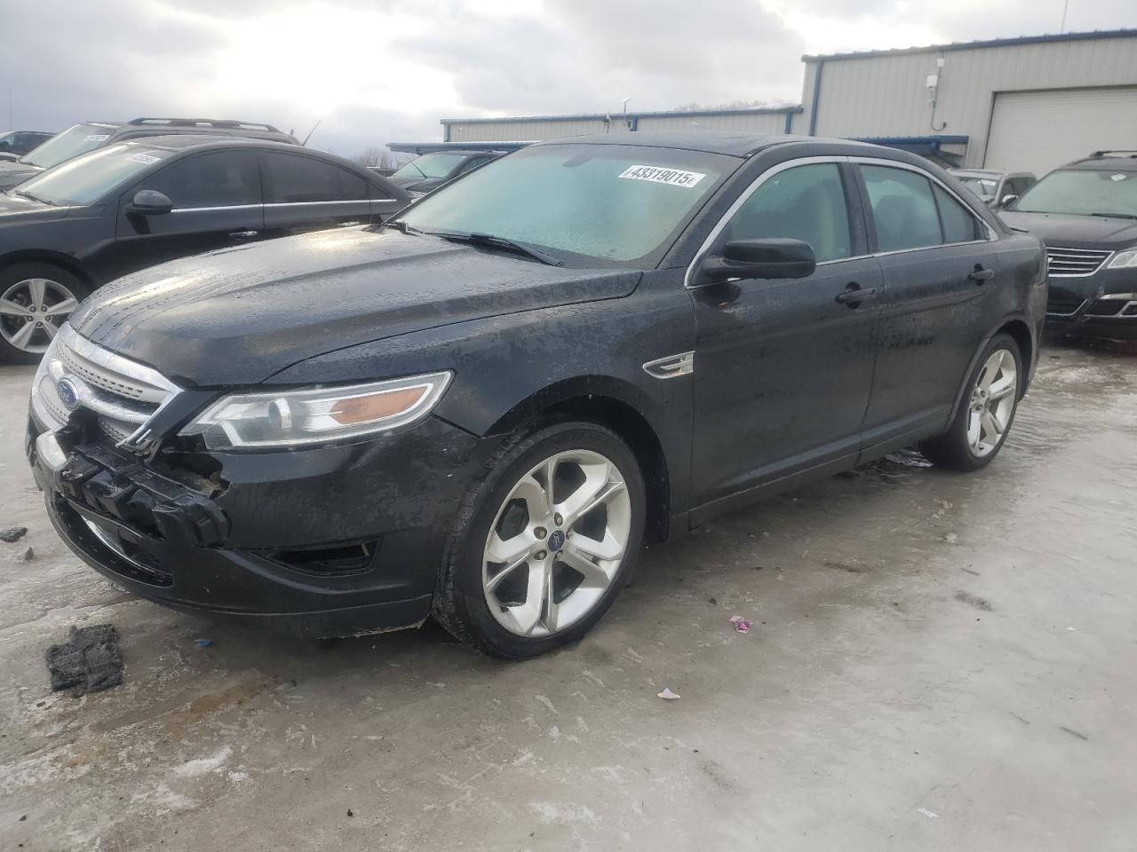 2010 Ford Taurus - Image 1