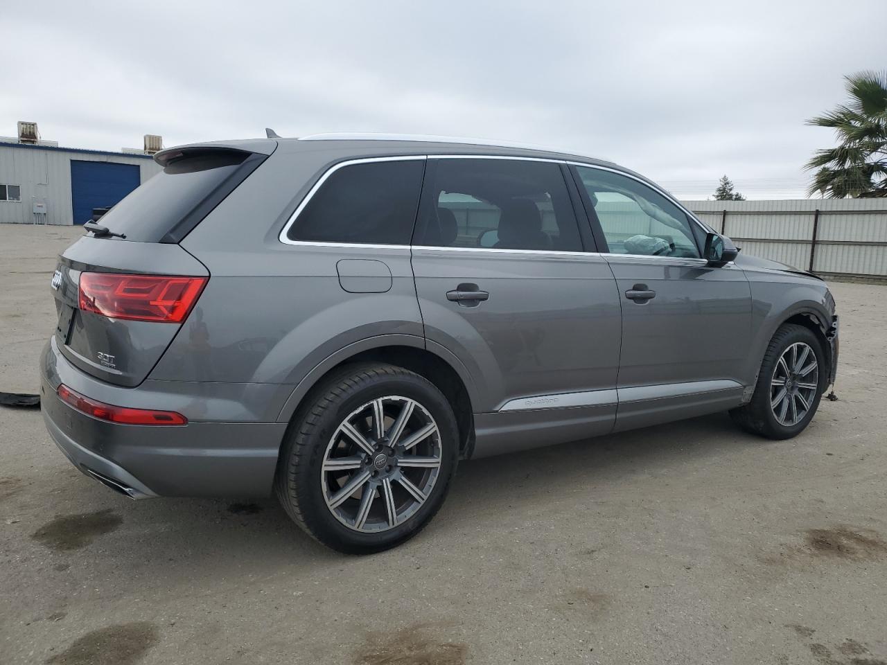 2017 Audi Q7 - Image 3