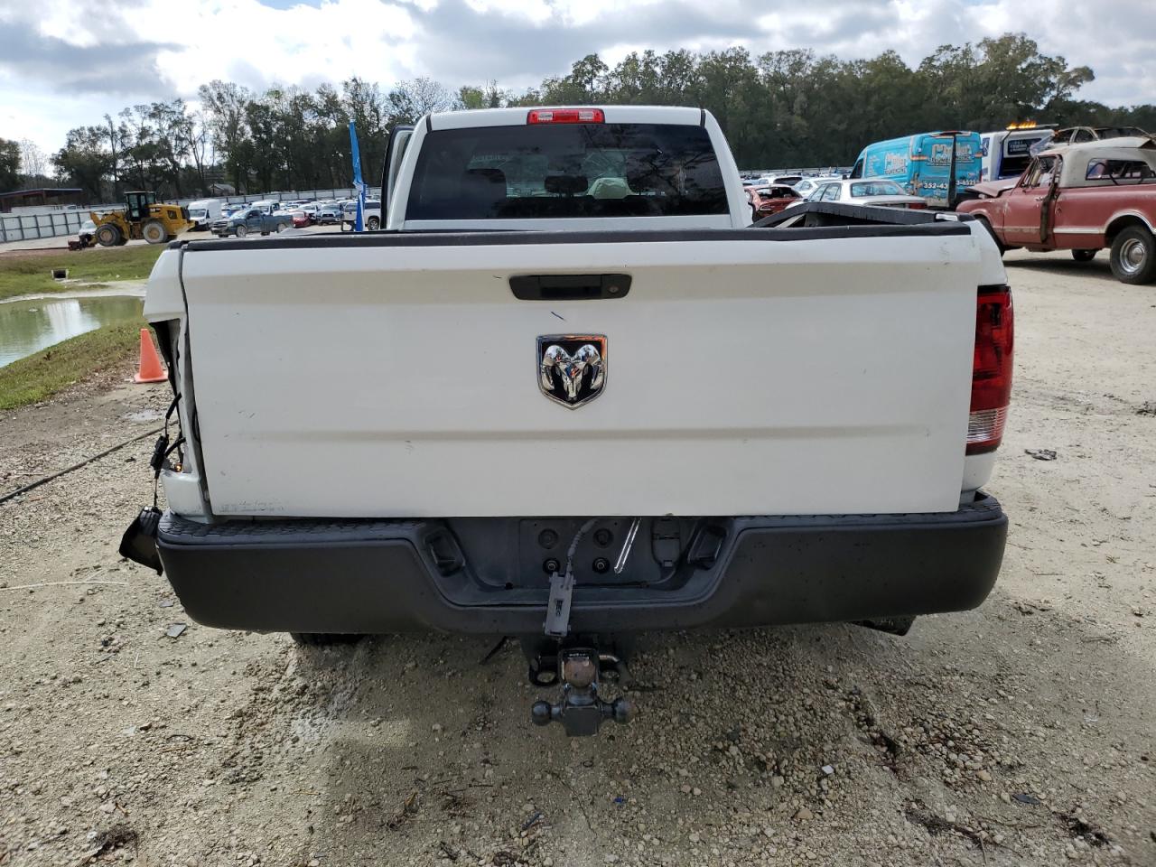 2013 RAM 2500 - Image 6
