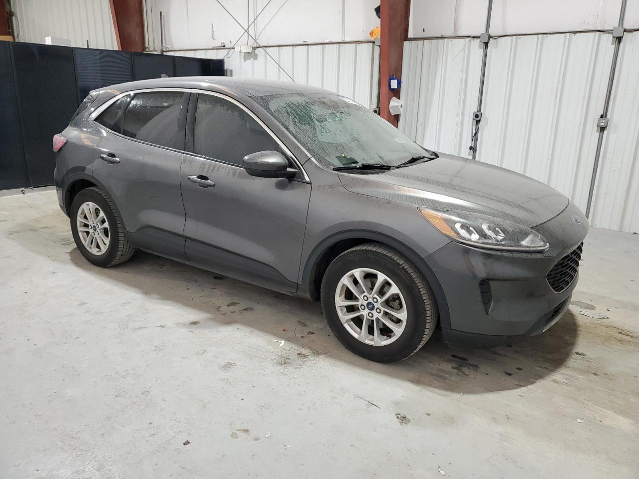 2020 Ford Escape - Image 4