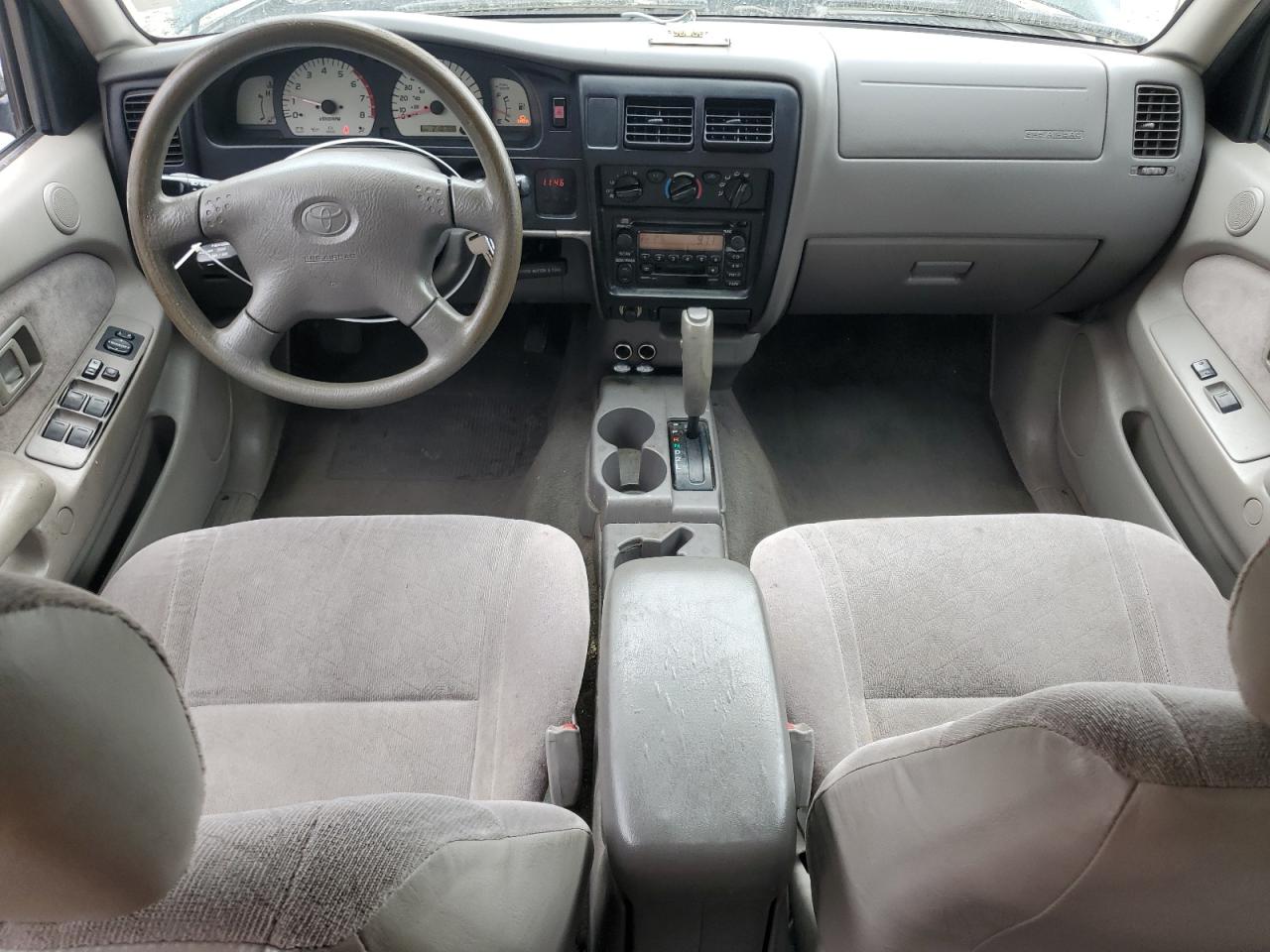 2002 Toyota Tacoma - Image 8
