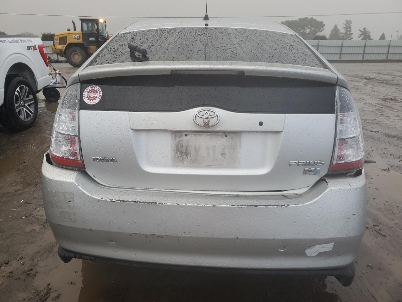 2004 Toyota Prius - Image 6