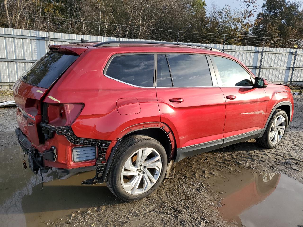 2021 Volkswagen Atlas - Image 3