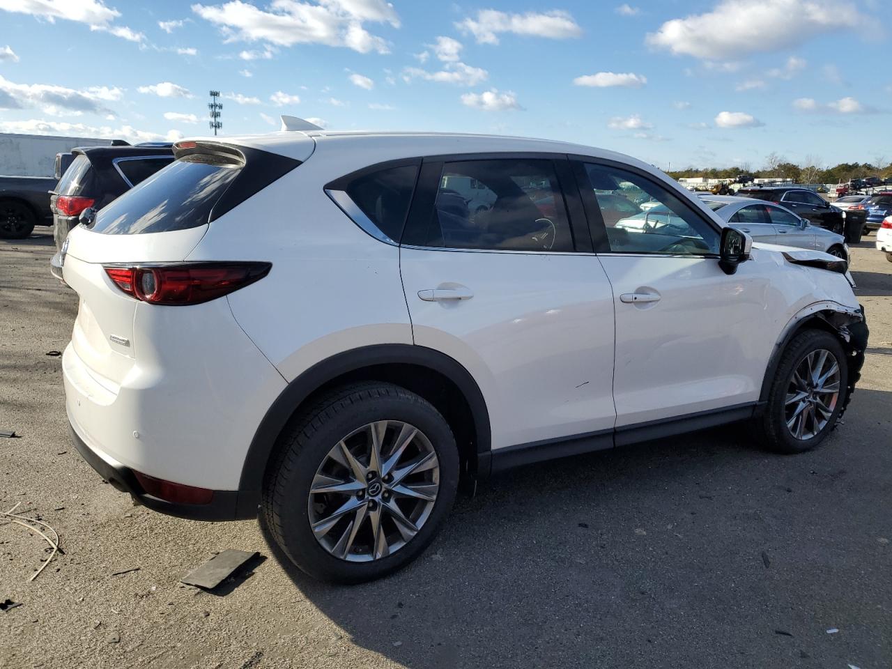 2019 Mazda CX-5 - Image 3