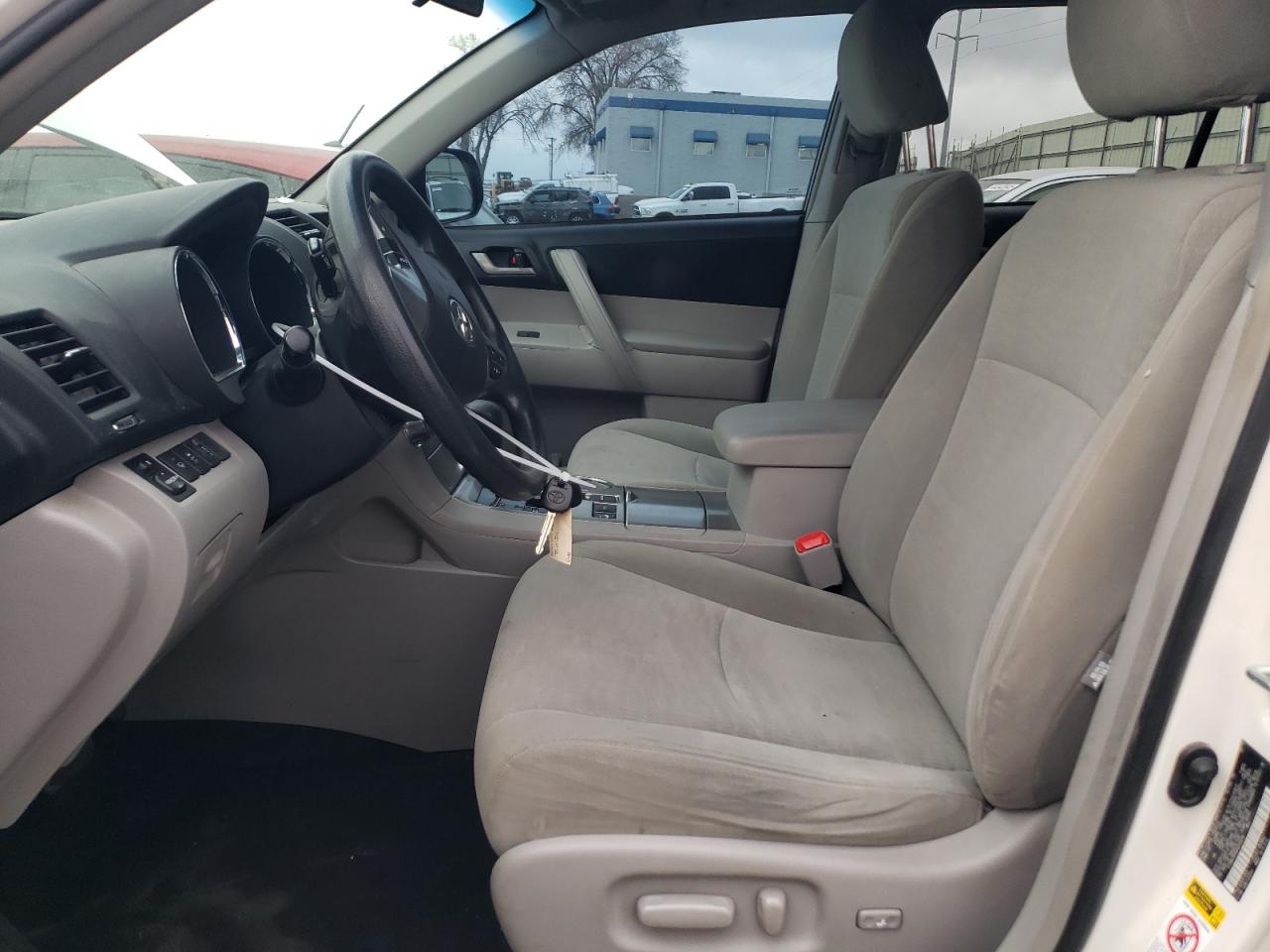 2013 Toyota Highlander - Image 7