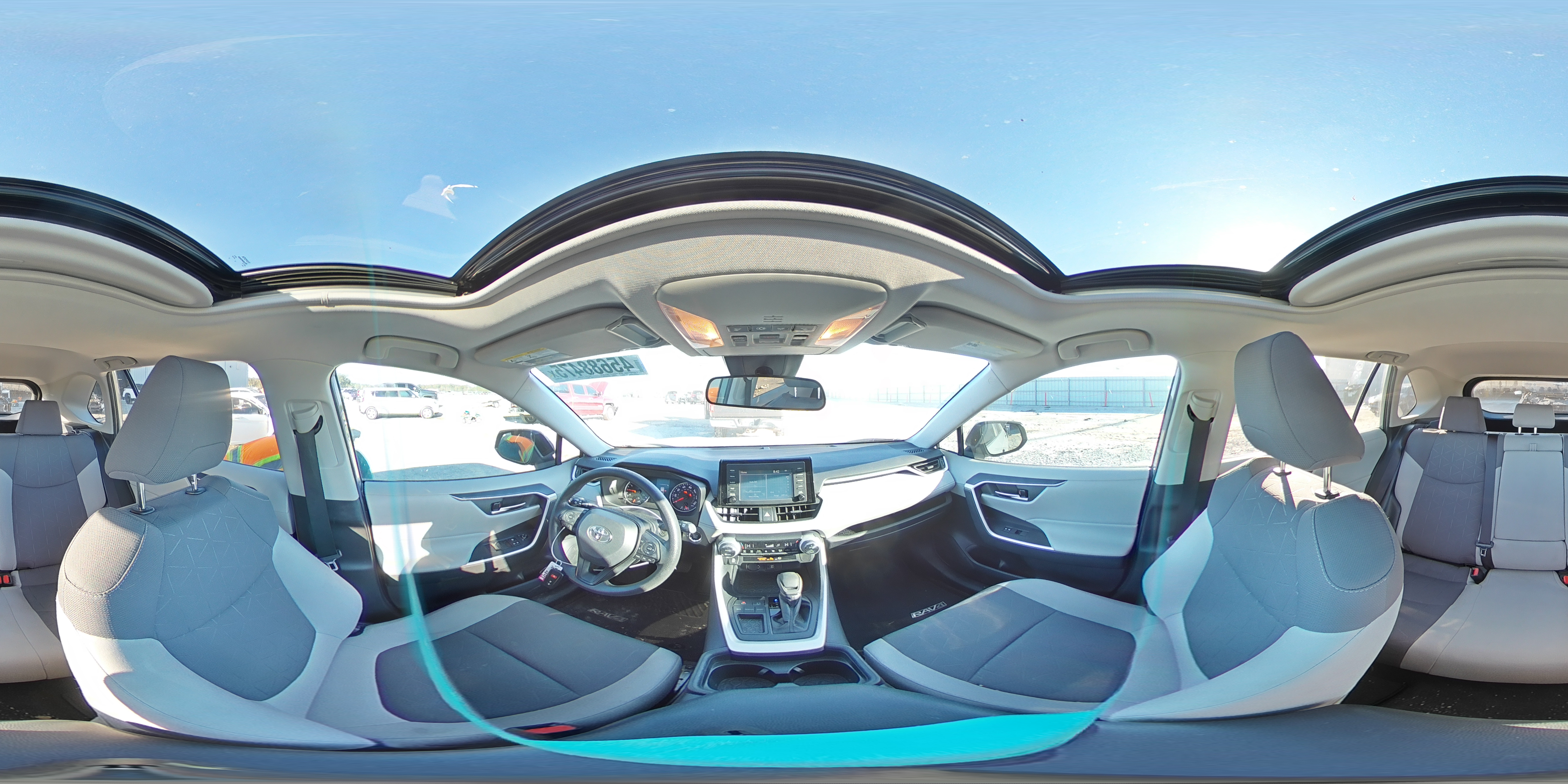2019 Toyota RAV 4 - Image 14
