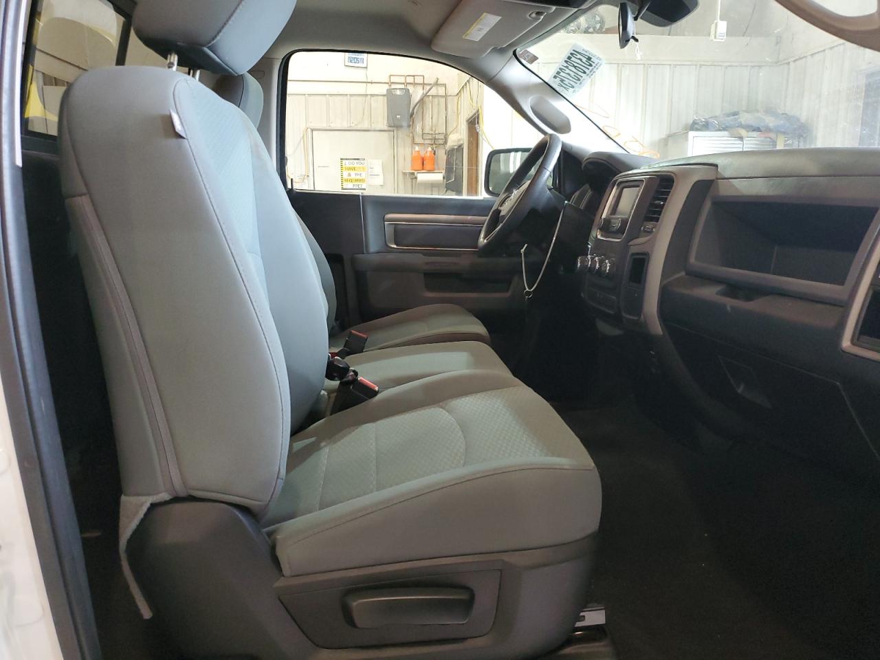 2019 RAM 1500 - Image 10
