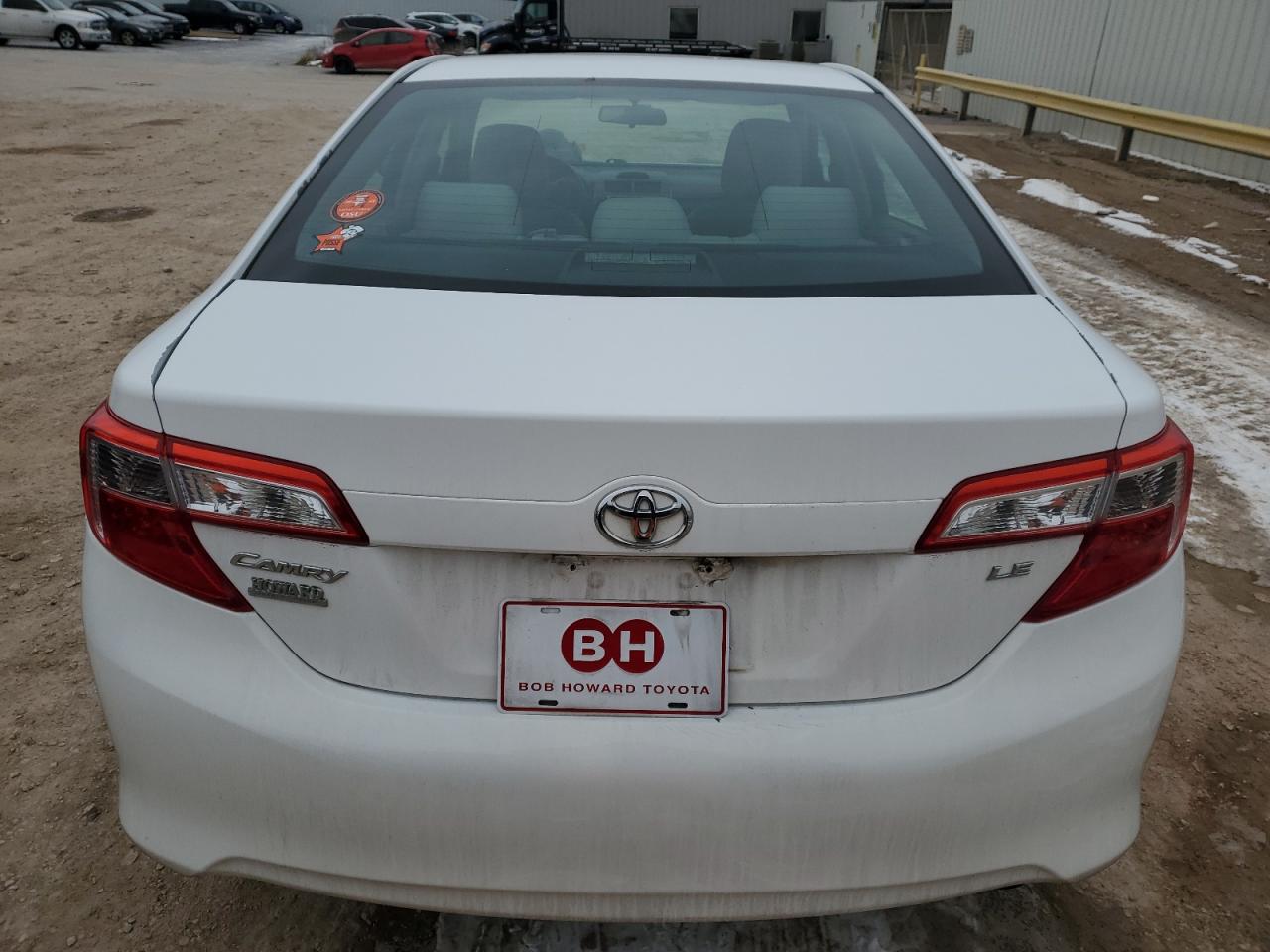 2014 Toyota Camry - Image 6
