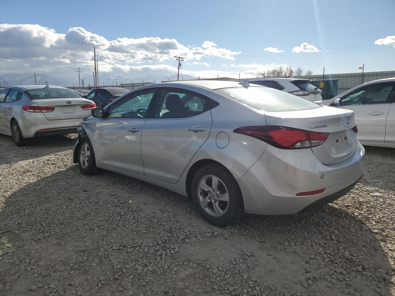 2015 Hyundai Elantra - Image 2