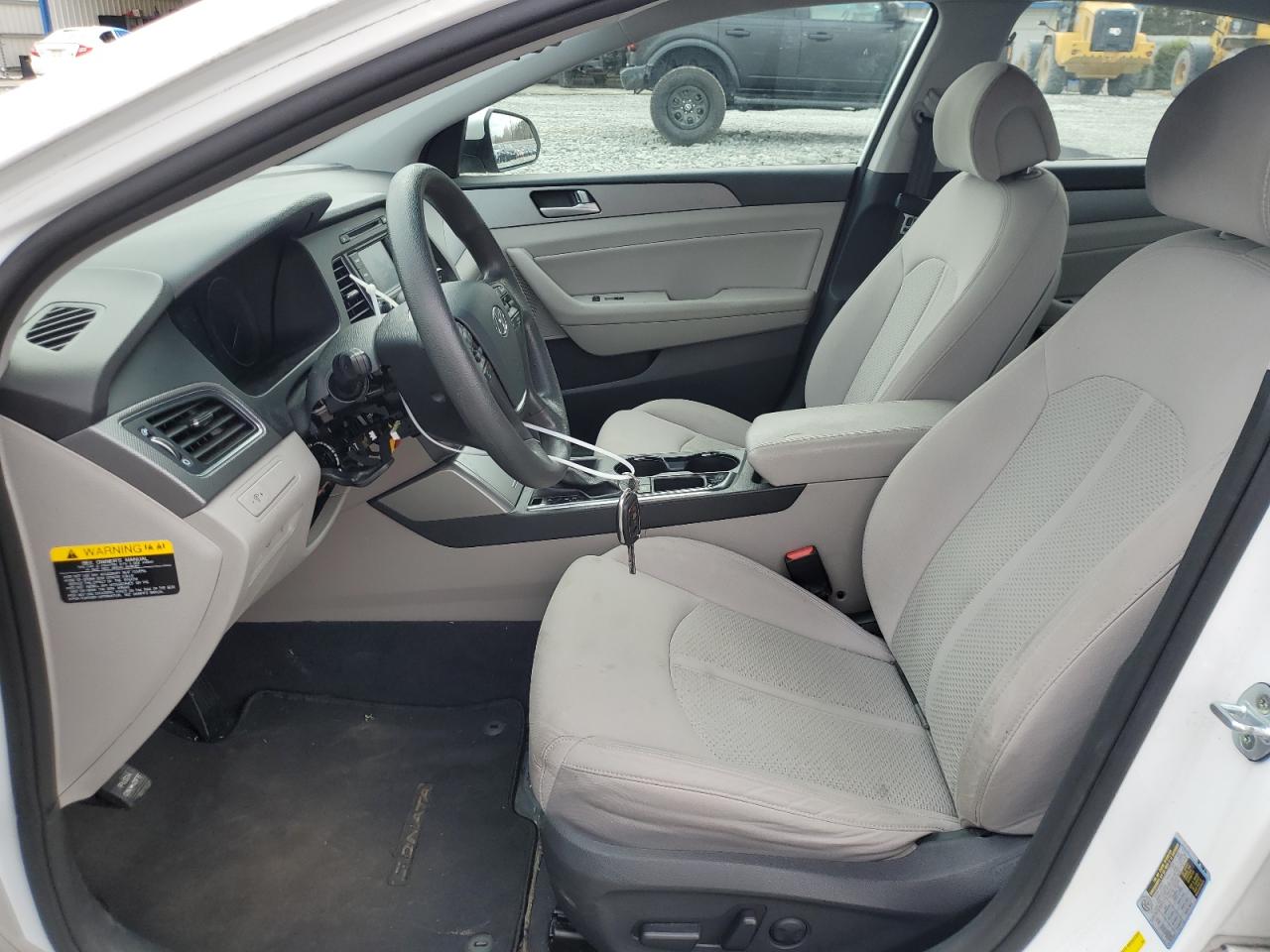 2015 Hyundai Sonata - Image 7