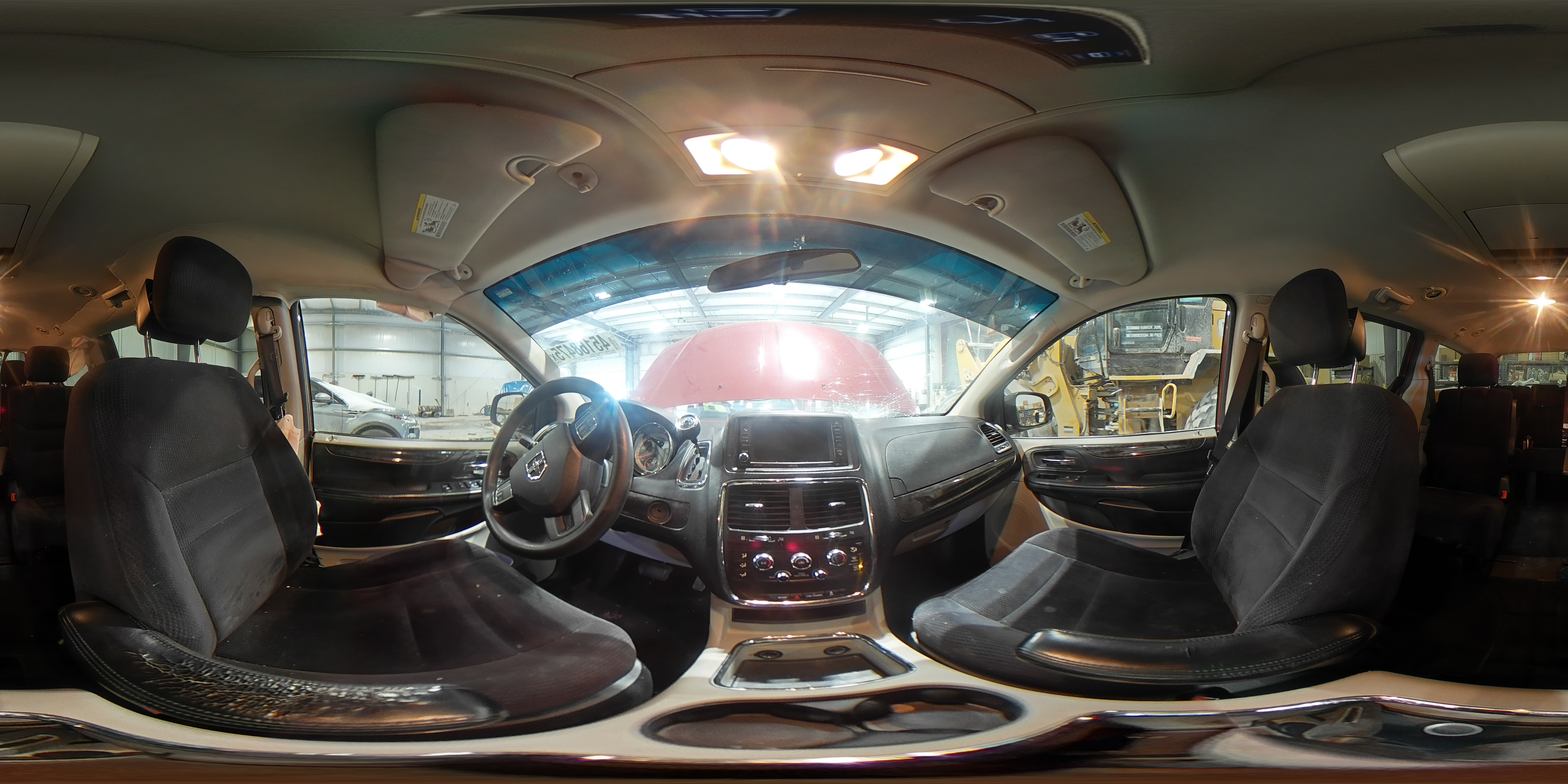 2014 Dodge Caravan - Image 13