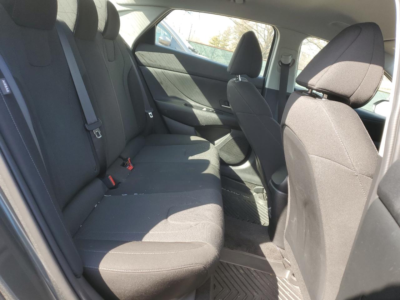 2024 Hyundai Elantra - Image 10