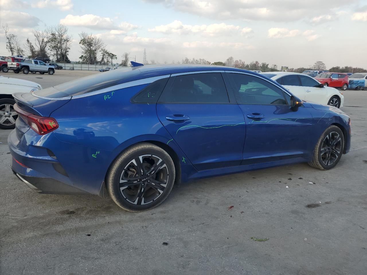 2022 Kia K5 - Image 3