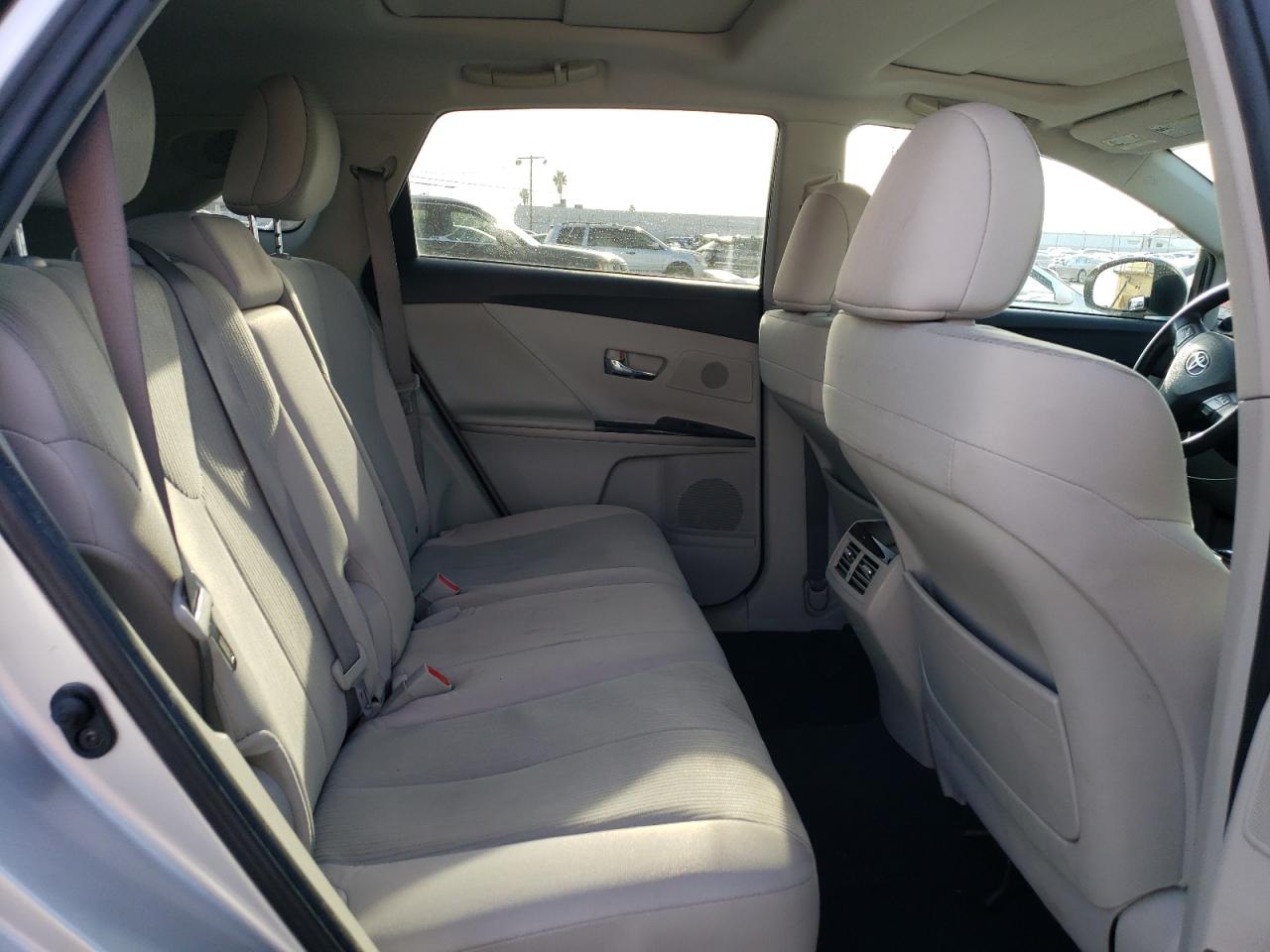 2011 Toyota Venza - Image 11
