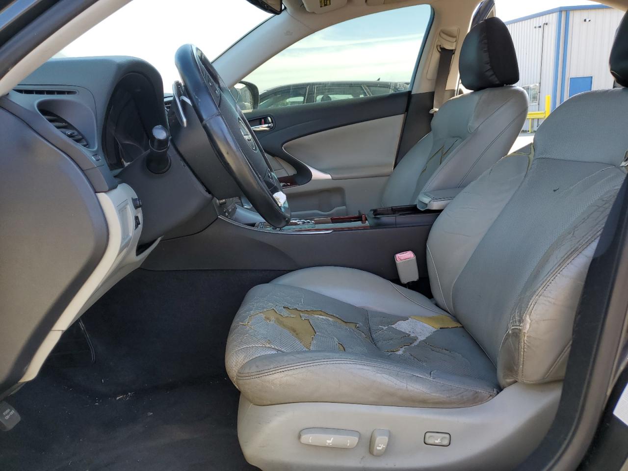 2007 Lexus IS - Image 7