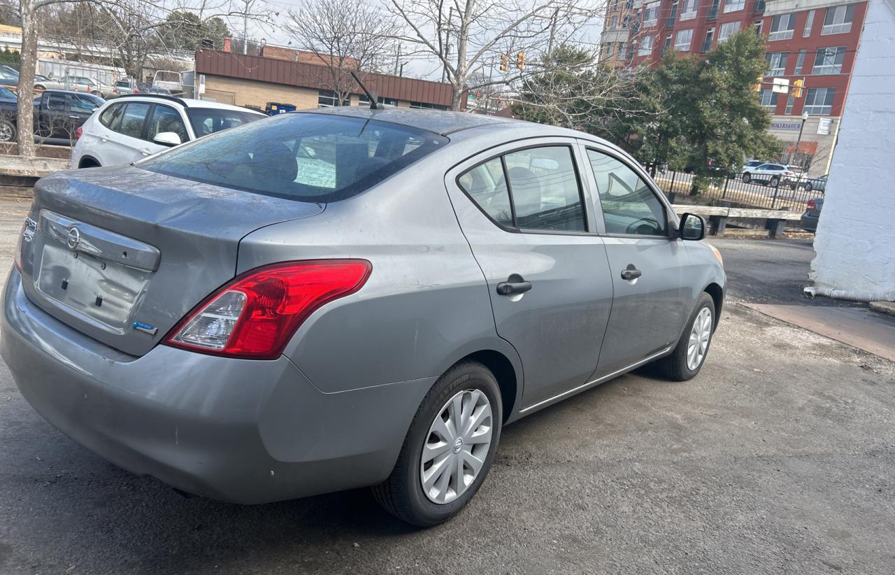 2012 Nissan Versa - Image 4