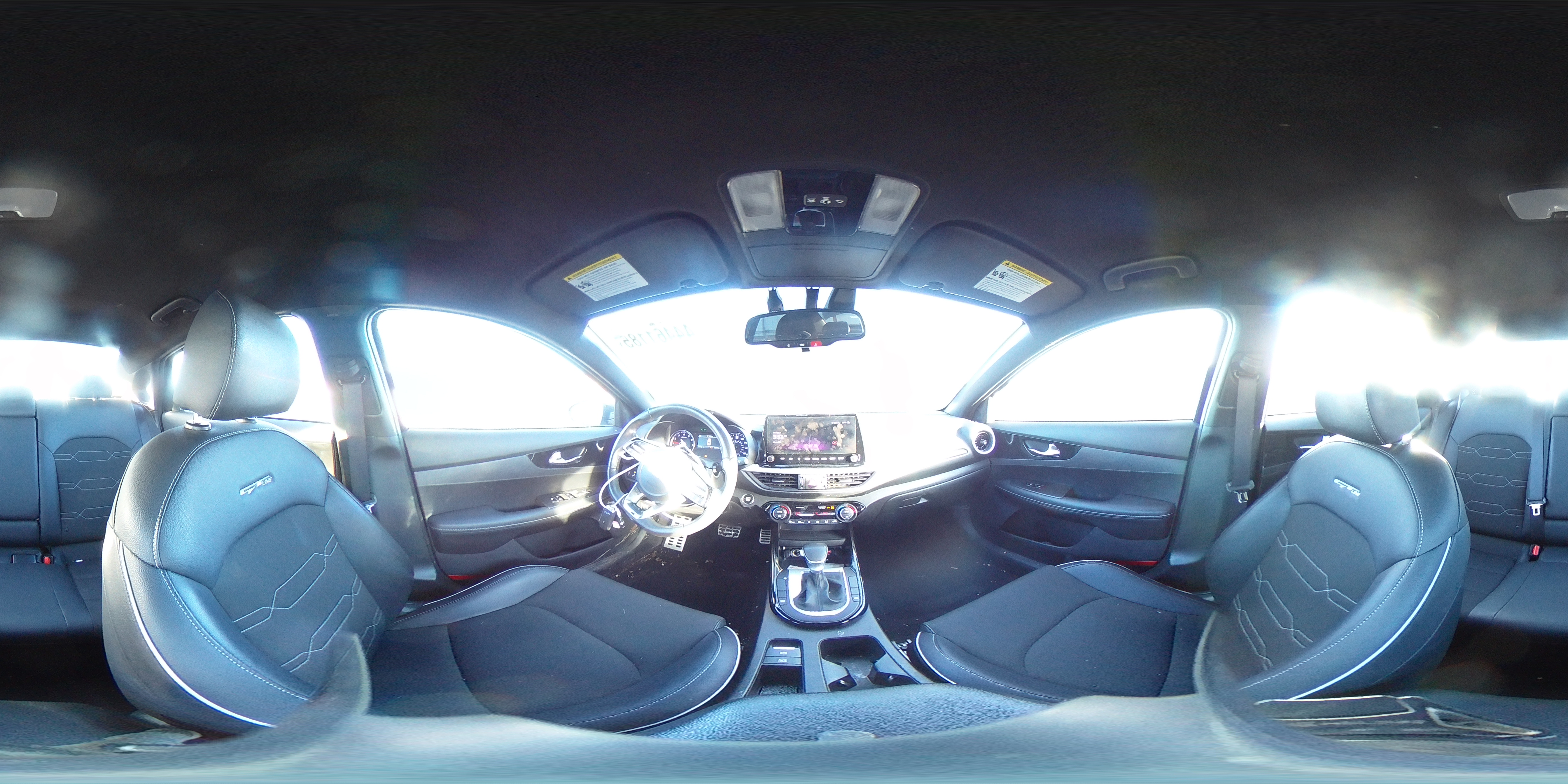 2024 Kia Forte - Image 12
