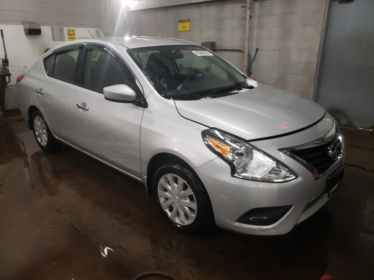 2015 Nissan Versa - Image 4