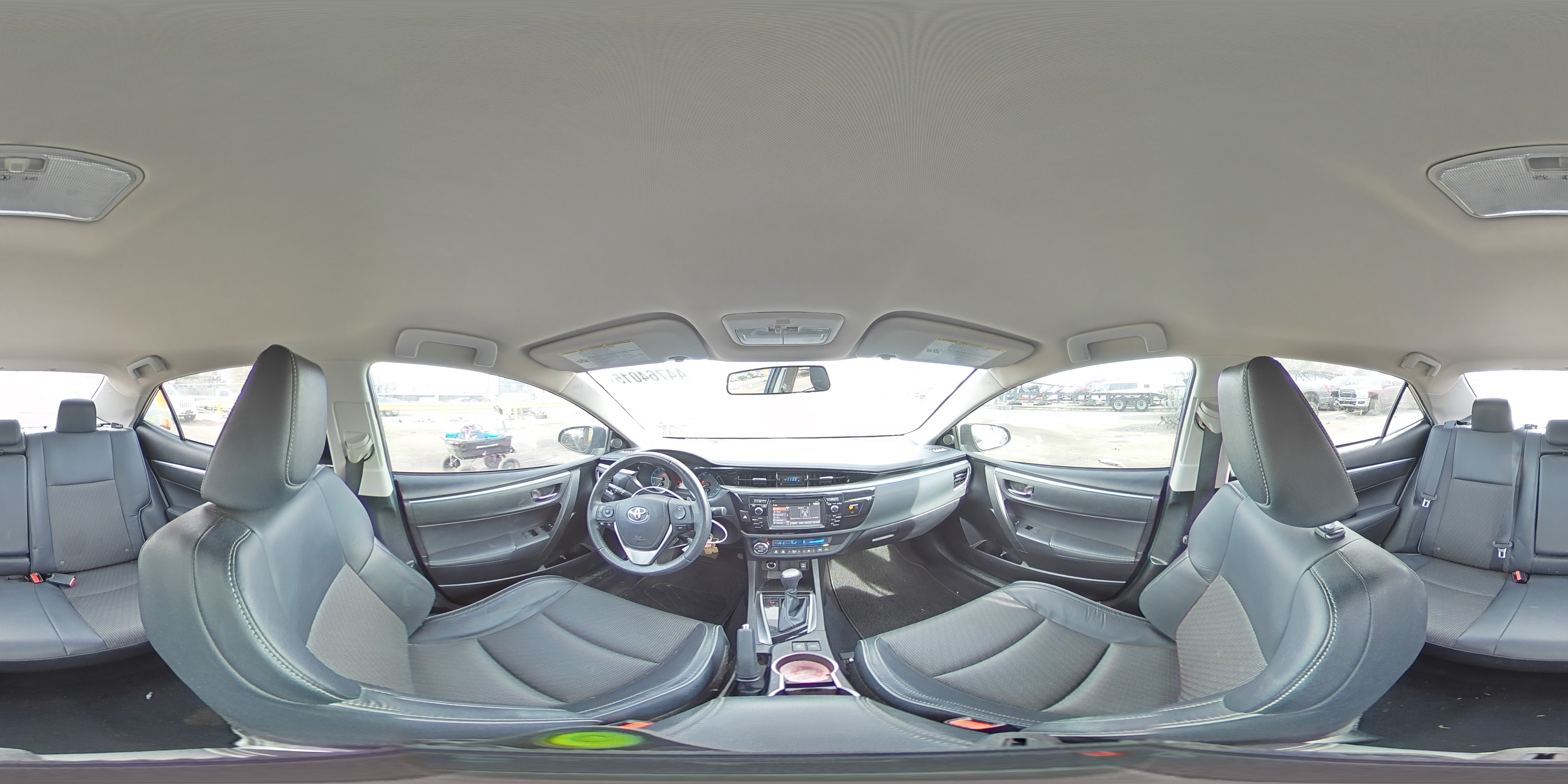 2015 Toyota Corolla - Image 12