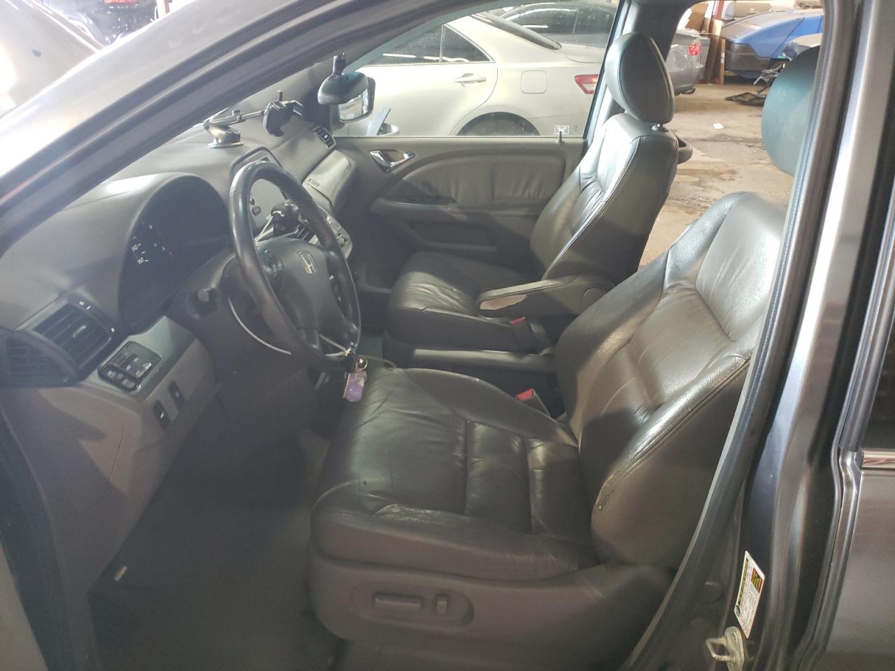 2010 Honda Odyssey - Image 7