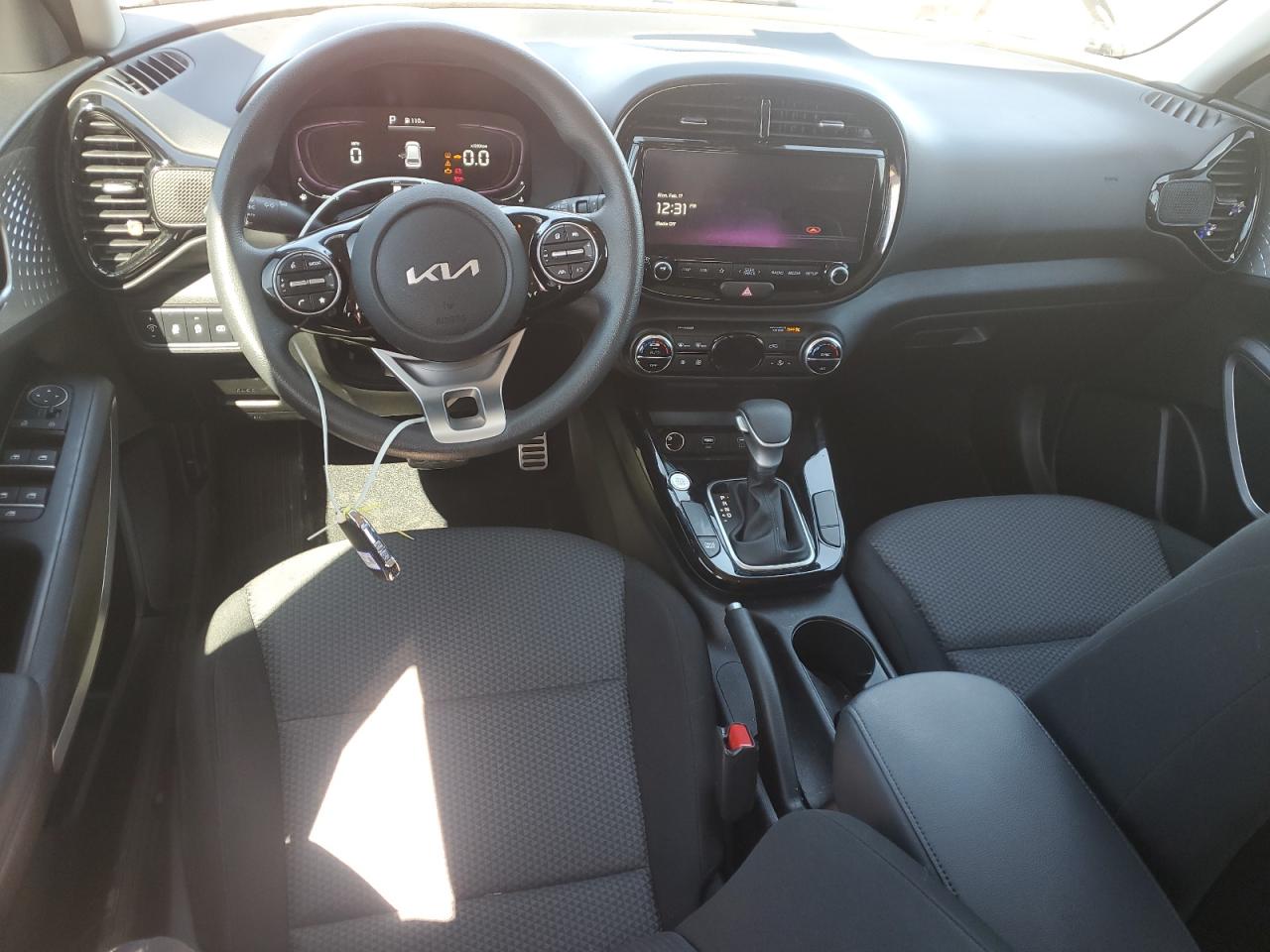 2023 Kia Soul - Image 8