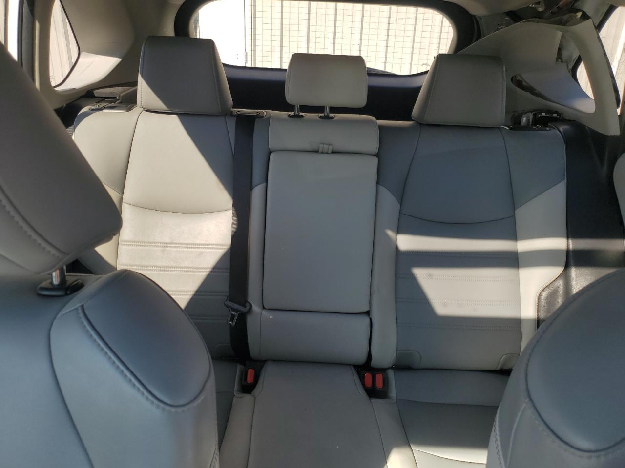 2019 Toyota RAV 4 - Image 10